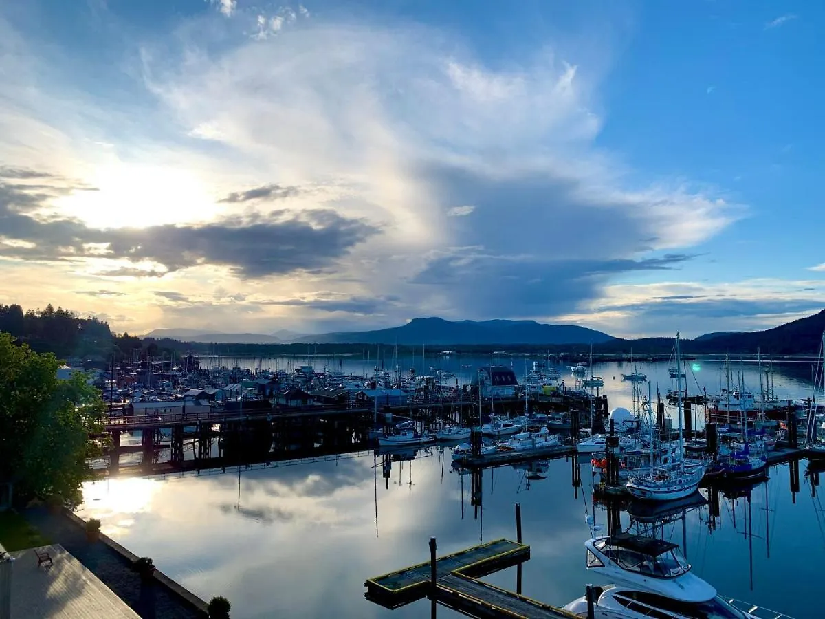 Oceanfront Suites At Cowichan Bay Hotel