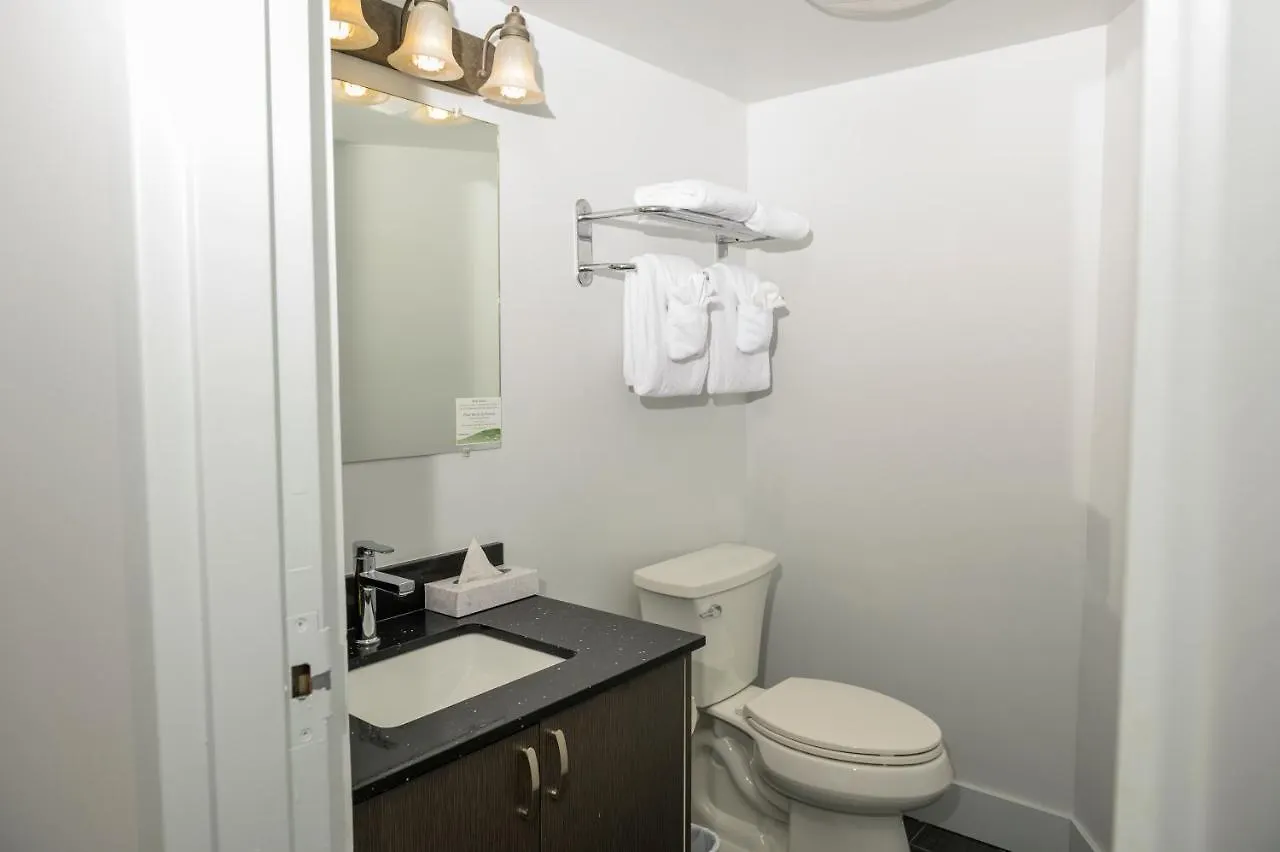 Oceanfront Suites At Cowichan Bay Hotel