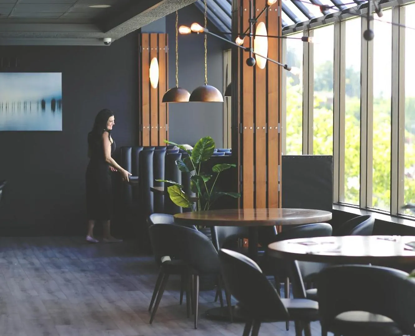 Oceanfront Suites At Cowichan Bay