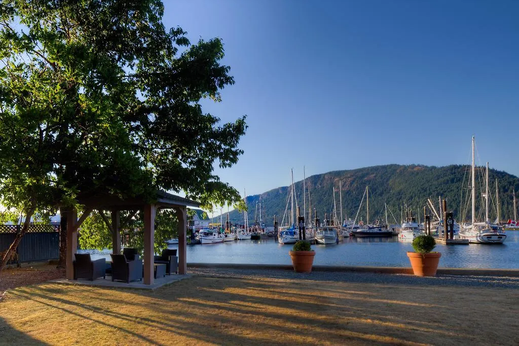 *** Hotel Oceanfront Suites At Cowichan Bay Canada