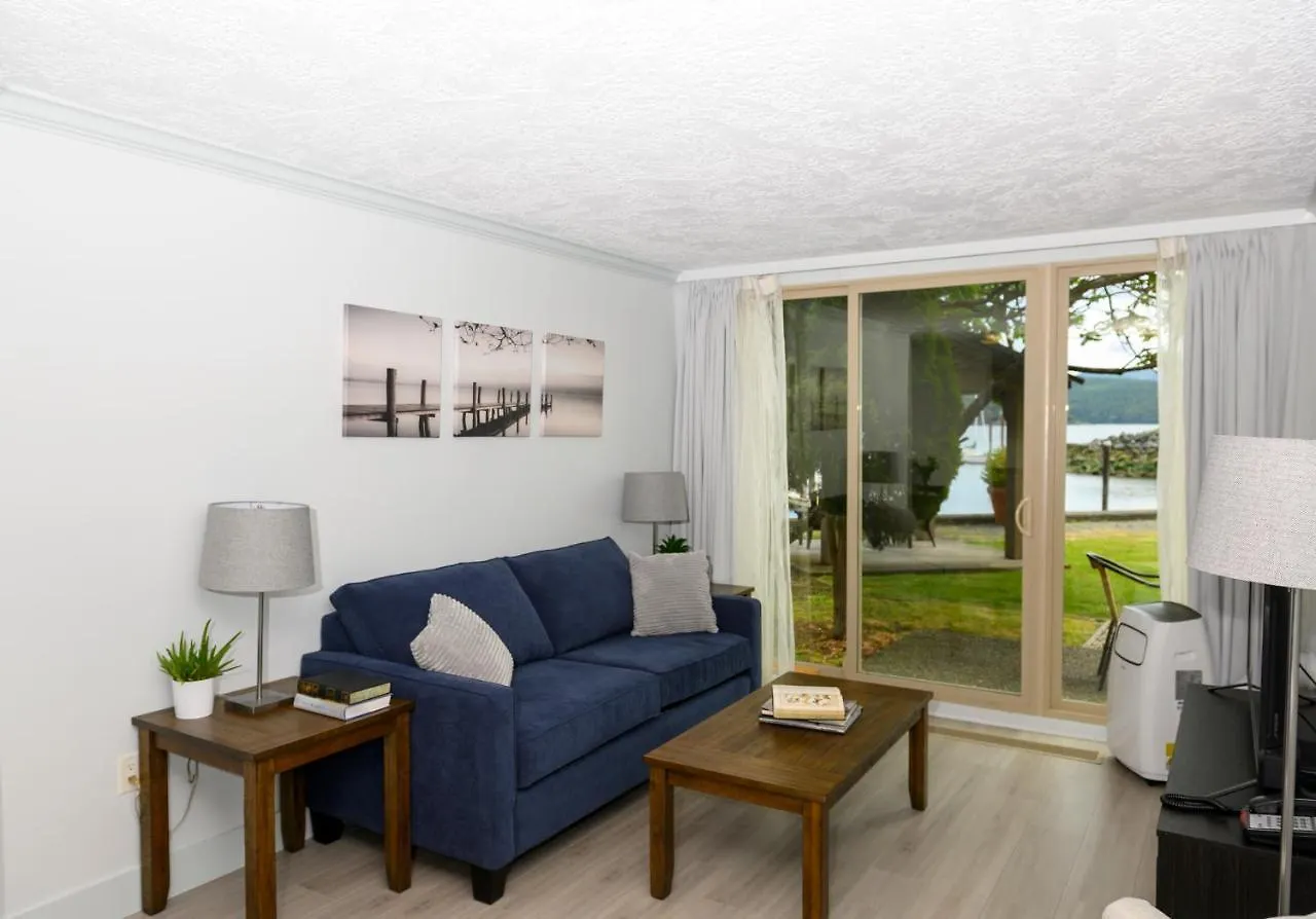 Oceanfront Suites At Cowichan Bay Canada