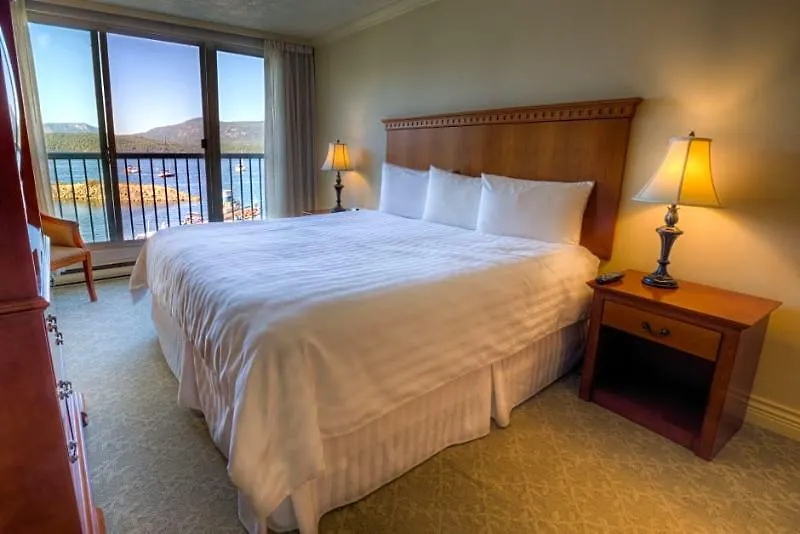 Oceanfront Suites At Cowichan Bay Hotel